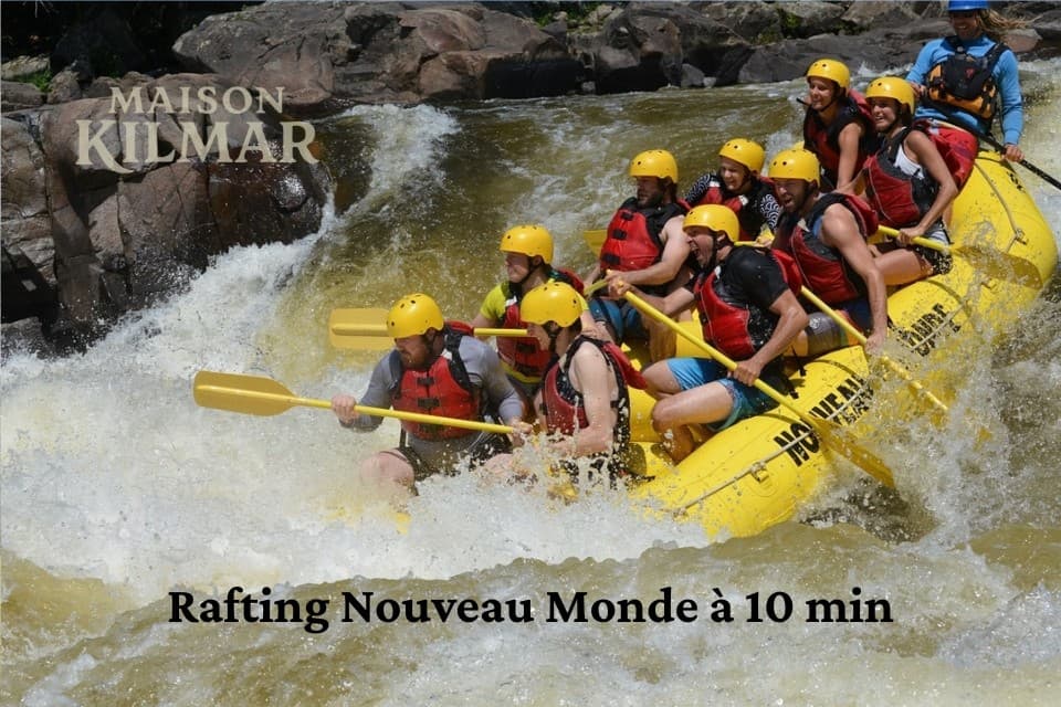 Rafting sur la rivière Rouge — Nouveau Monde et Propulsion à 10 minutes